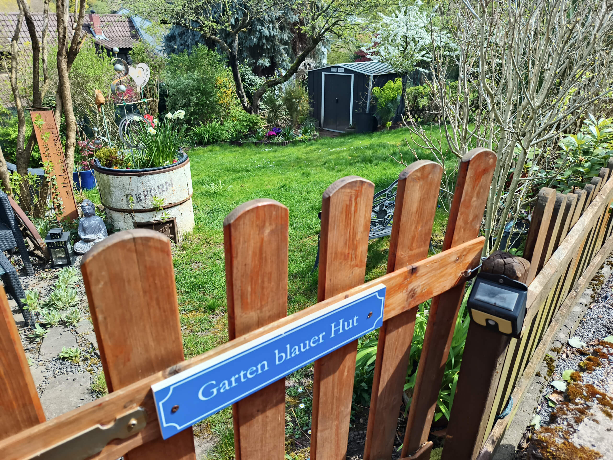 fewoamblauenhut_Garten_01